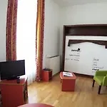 Szálloda Privilodges Chateau Perrin