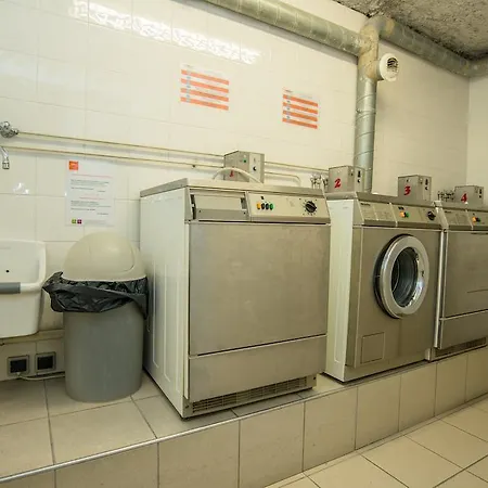 Privilodges Chateau Perrin Γκρενόμπλ