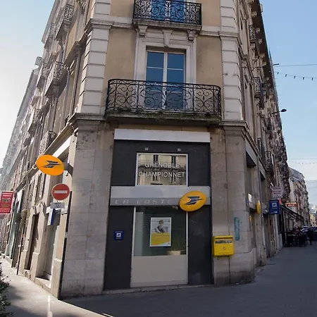 Ξενοδοχείο Privilodges Chateau Perrin