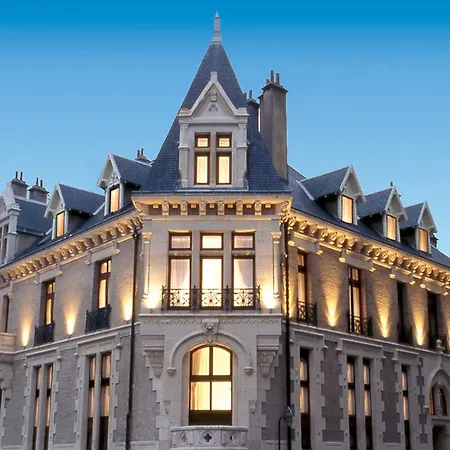 Privilodges Chateau Perrin 4*