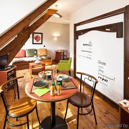 Privilodges Chateau Perrin 4*