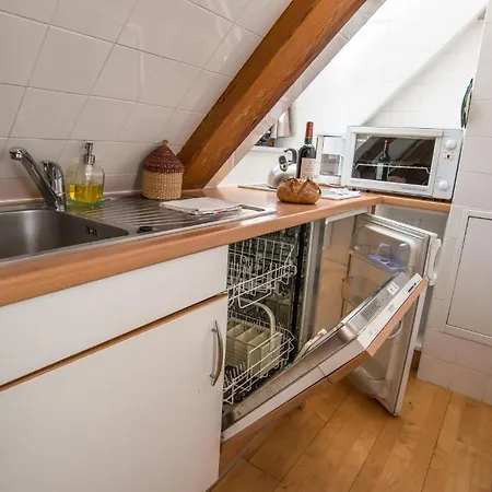 Privilodges Chateau Perrin