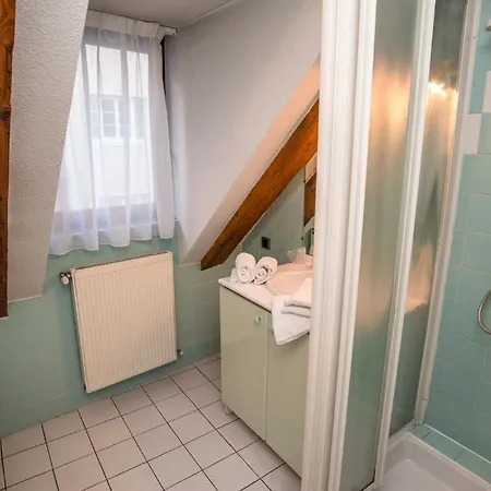 Privilodges Chateau Perrin Hotel Grenoble