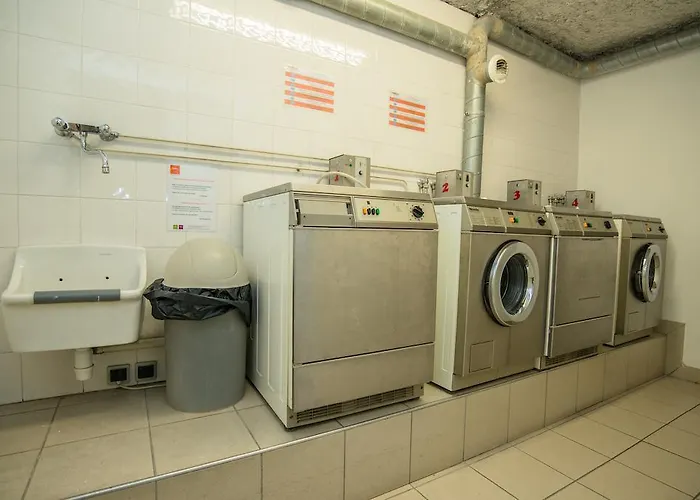 Privilodges Chateau Perrin Grenoble