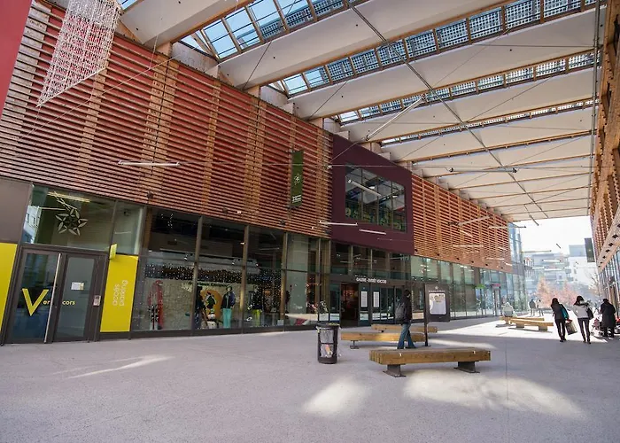 Privilodges Chateau Perrin Hotel 4*