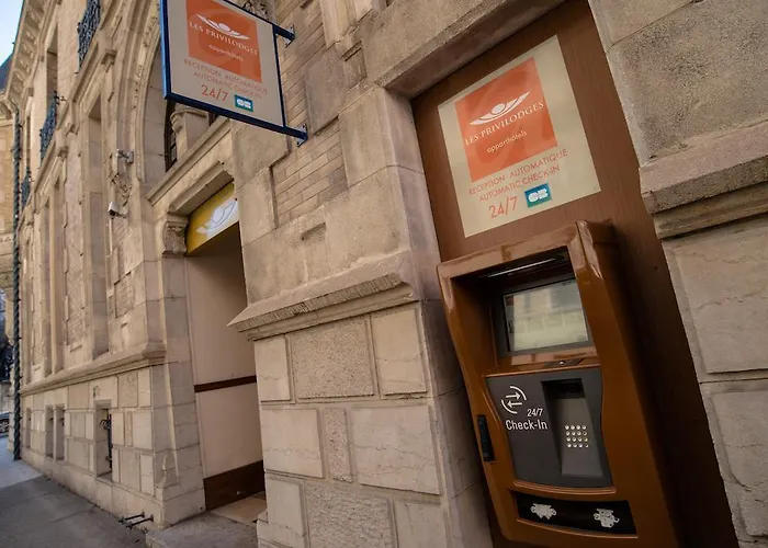 Hotel Privilodges Chateau Perrin Grenoble