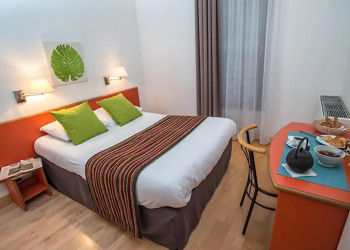 Privilodges Chateau Perrin Hotel 4*