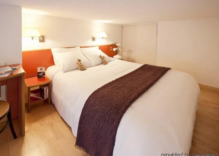 Privilodges Chateau Perrin מלון