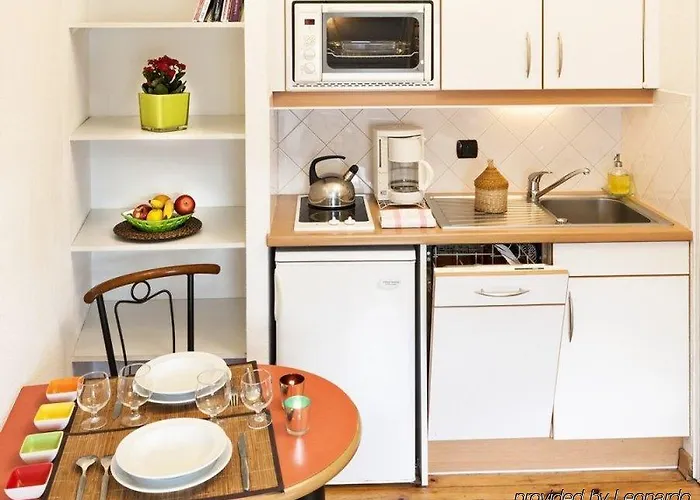 מלון Privilodges Chateau Perrin גרנובל