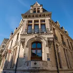 Privilodges Chateau Perrin