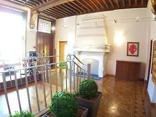 Privilodges Chateau Perrin グルノーブル