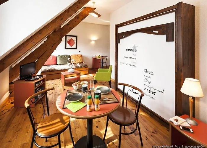 Privilodges Chateau Perrin 4*